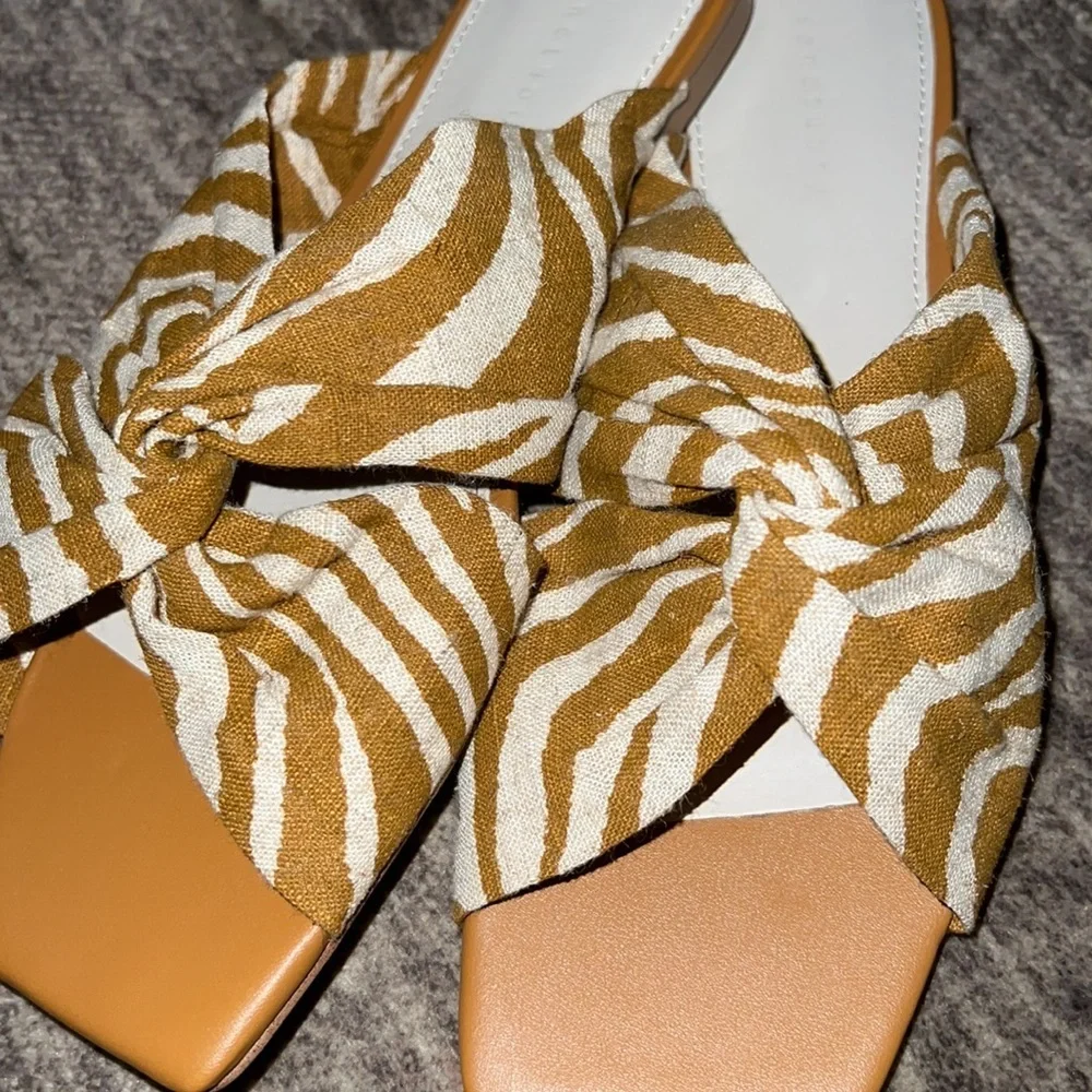 SANCTUARY Flamingo‎ Knotted Leather Slide